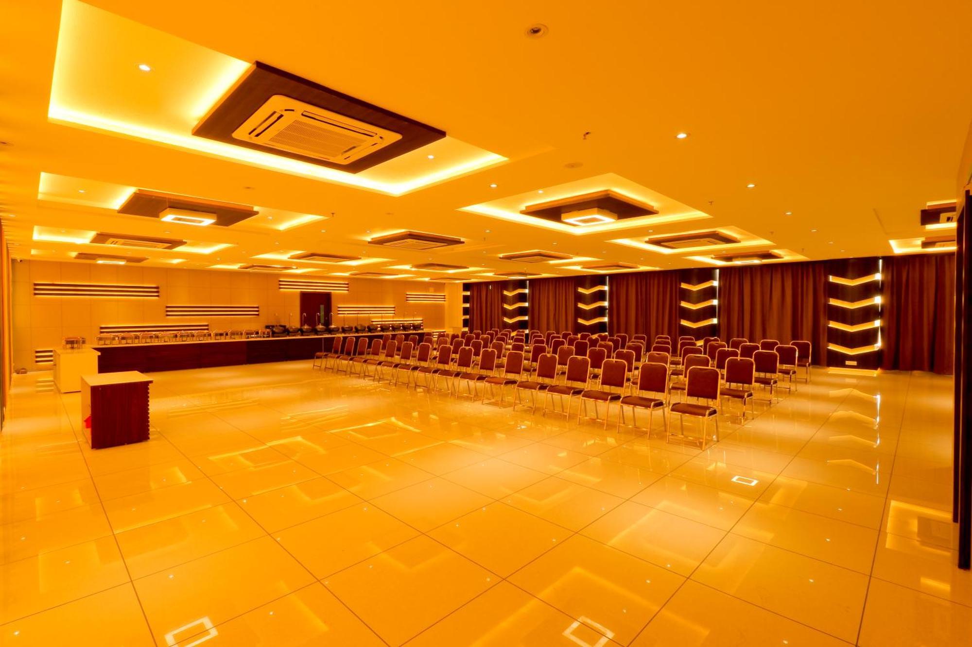 Hotel Grand Darshan Vadodara Eksteriør bilde